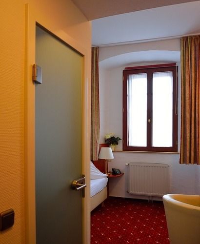 Ringhotel Jaegerhof ไวเซนเฟลส์ ภายนอก รูปภาพ